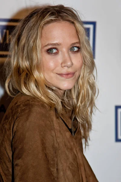 Nueva York Abril Mary Kate Olsen Asiste Estreno Whatever Works —  Fotos de Stock