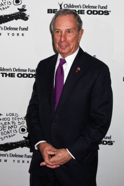 NEW YORK - 6 Aralık 2010 'da New York' ta düzenlenen Çocuk Savunma Fonu 'nun İhtimalleri Yenme Programı' nın 20. yıldönümü kutlamalarına Michael Bloomberg katıldı..