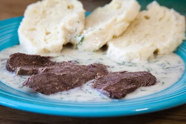 Salsa Eneldo Con Carne Res Albóndigas Levadura Comida Popular Eslovaquia —  Fotos de Stock