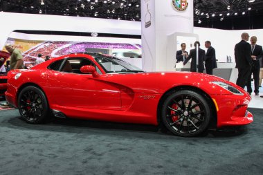 NEW YORK, NY, ABD - 1 Nisan 2015: Dodge Viper GT sergisi 2015 New York Uluslararası Otomobil Fuarı 'nda, halka açık gösteri 3-12 Nisan 2015 tarihleri arasında New York, New York' ta devam etmektedir..