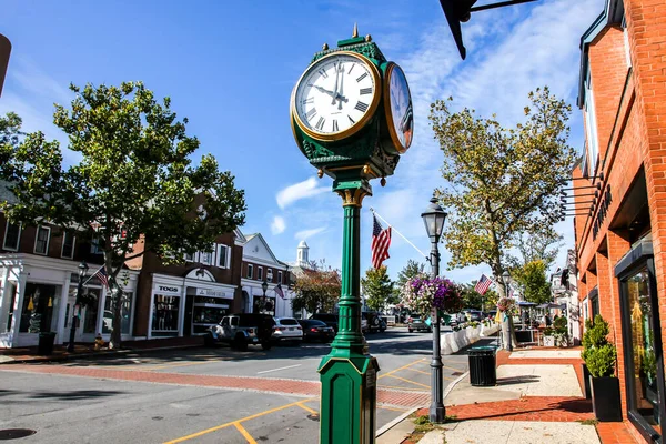 New Canaan Usa October 2020 Downtown Nice Day Clock Store — Stock Photo, Image