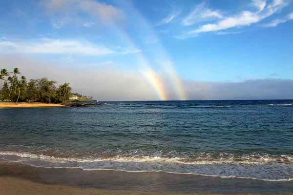 Vista Praia Tropical Com Duplo Arco Íris Horizonte Kauai Havaí — Fotografia de Stock