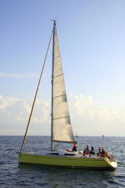 Split, Vis, Hırvatistan - 17 Ekim 2010: Split yelkenlisi - Vis