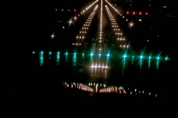 Schnell Anfliegende Lichter Auf Der Landebahn Des Flugzeugs Während Der — Stockfoto