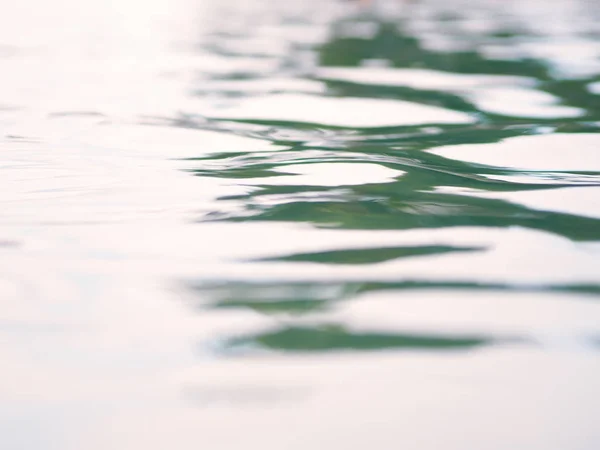 Meer Wellen background.pure hellblaues und grünes Wasser. — Stockfoto