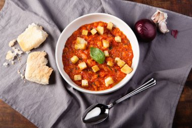 domates çorbası ev şık