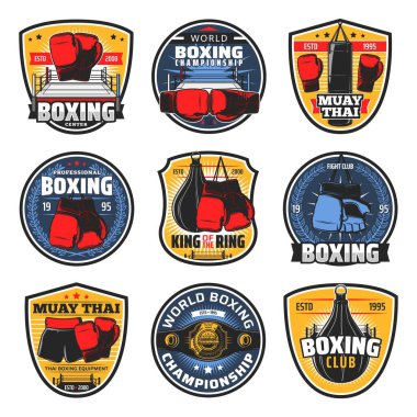 Boks Muay Thai ikonları, kickboks dövüş sanatları rozetleri. Tayland anne güreş sporu ve muay boksörler kulübü, şampiyonluk kemeri, boks malzemeleri, eldivenler ve ringde kum torbası.