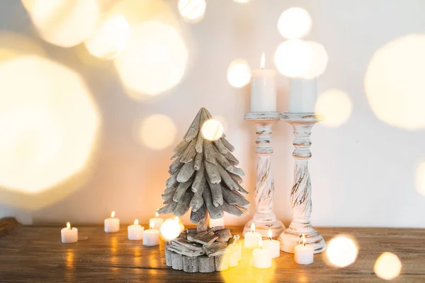 Arbre Noël Décoré Bois Blanc Avec Des Bougies Des Lumières — Photo