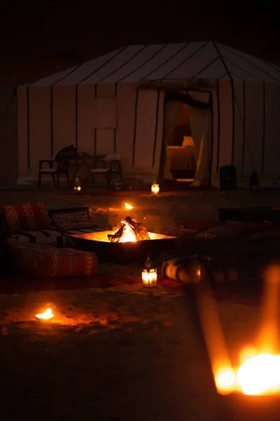 Camp de luxe dans le désert du Sahara . — Photo
