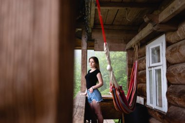 Kız hakkında düşündüm ve kendini yeni öğretim yılı için amaçlar belirler