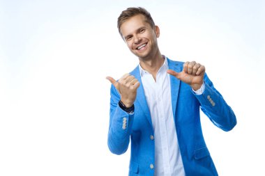 tatlı yakışıklı bir adam portresi