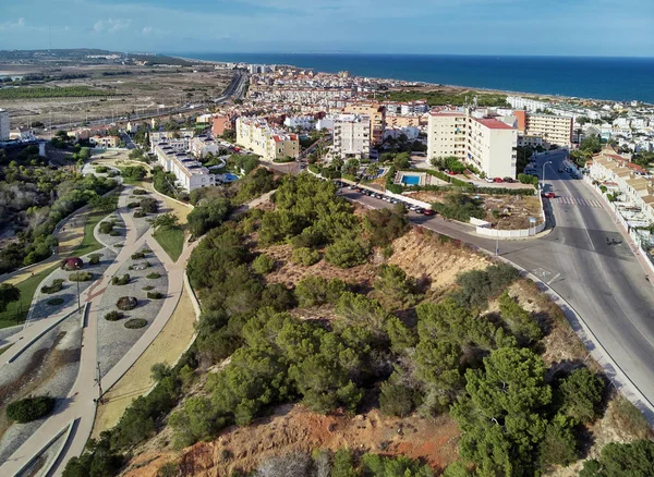 Torrevieja Townscape Aromatik Park Cityscape Yolları Karayolları Kıyı Yerleşim Evler — Stok fotoğraf