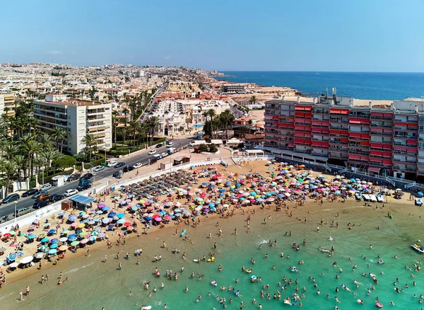 Vista Panorámica Aérea Playa Paisaje Urbano Torrevieja Mucha Gente Tomar —  Fotos de Stock