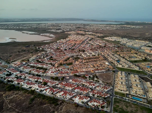 Panorama Flygfoto Över Torrevieja Stadsbilden Och Två Sjöar Las Salinas — Stockfoto