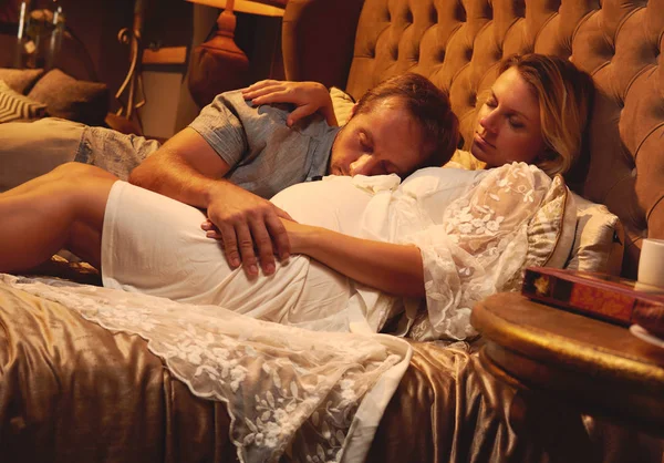 Couple Young Wife Husband Lying Bed Bedroom Home Man Embracing — Stock Photo, Image