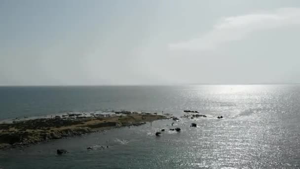 Панорамний Вид Скелястому Узбережжі Морський Пейзаж Острова Tabarca Людей Відпочиваючі — стокове відео