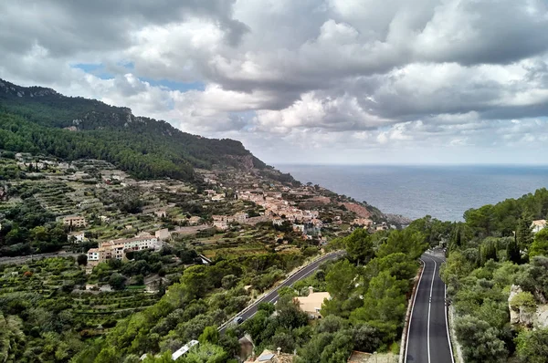 Vista Aérea Litoral Pequena Encosta Banyalbufar Cidade Costa Oeste Maiorca — Fotografia de Stock