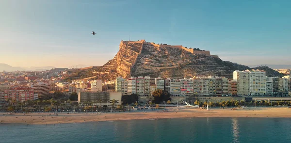 Flygfoto Alicante stadsbild. Costa Blanca, Spanien — Stockfoto