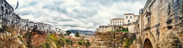 Panoramiczny widok Ronda, prowincji Malaga, Andaluzja, Południowa Hiszpania — Zdjęcie stockowe