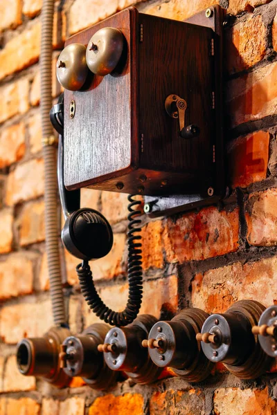 Steam punk telefono e spegnere interruttori di illuminazione — Foto Stock