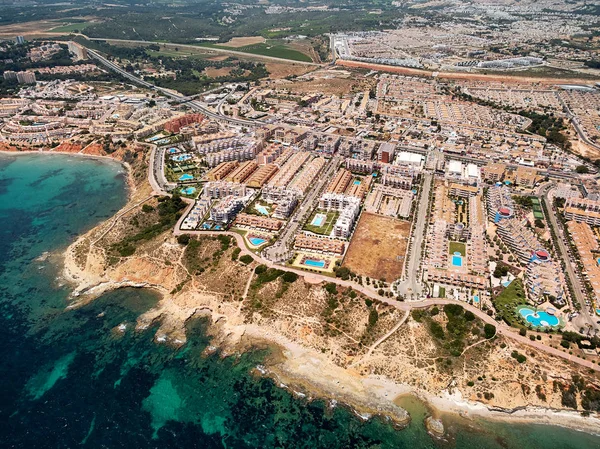 Photographie aérienne point de vue de drone baie turquoise de la mer Méditerranée — Photo