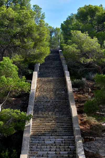 Escaliers menant à la plage de Cala Falco à Majorque, Espagne — Photo