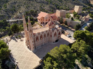 Hava aracı bakış açısı Santa Maria Magdalena Sığınağı