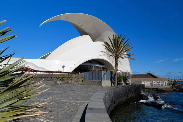 Exterior del famoso lugar Auditorio de Tenerife — Foto de Stock