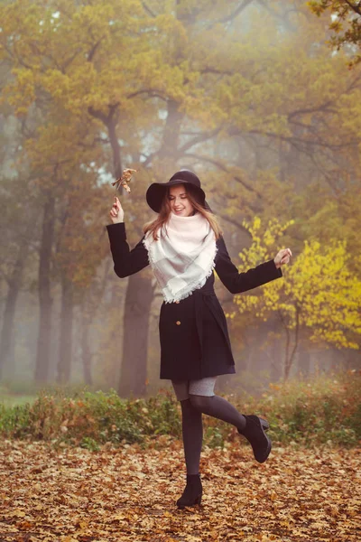 Autumn dance in the forest — Stock Photo, Image
