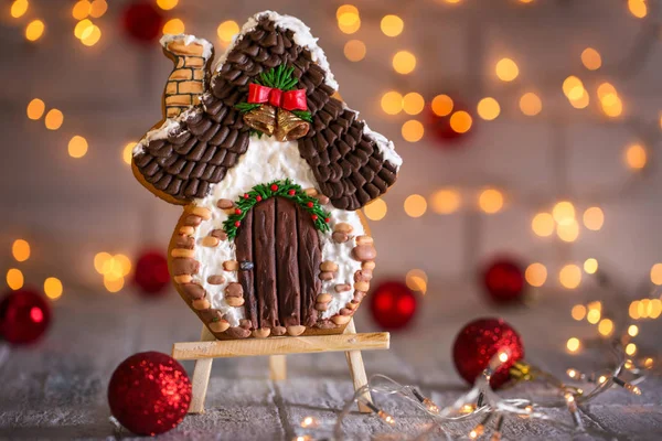 Gingerbread on stand — Stock Photo, Image