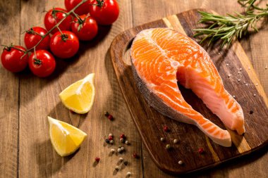 Baharat ile taze balık