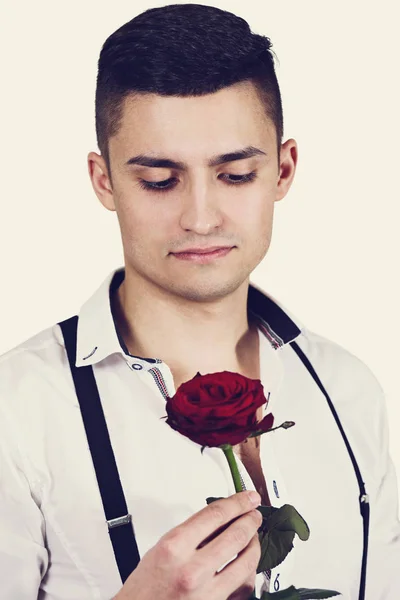 Homme Avec Une Rose Rouge Dans Les Mains Saint Valentin — Photo