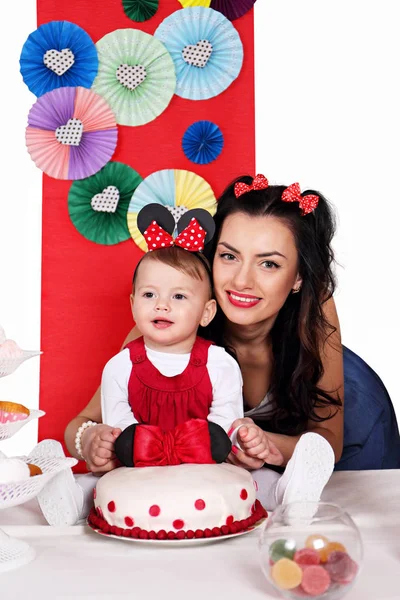 Retrato Madre Hija Con Pastel — Foto de Stock