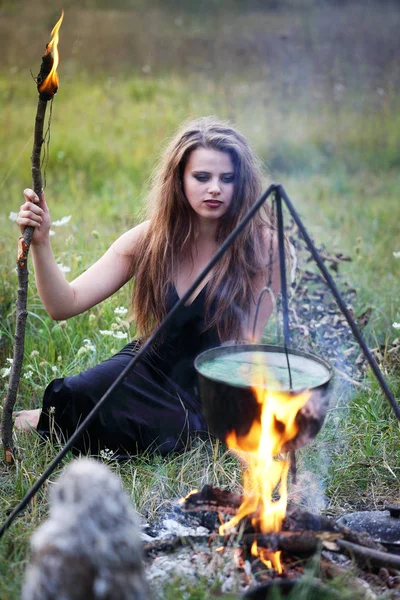 Witch Preparing Potion Meadow — Stock Photo, Image