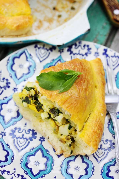 Homemade Pie Onion Spinach Eggs — Stock Photo, Image