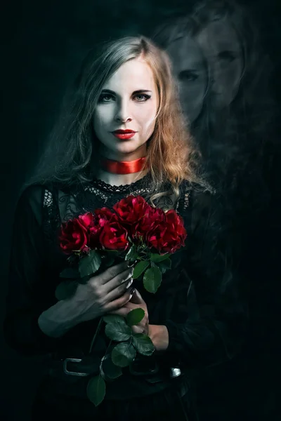 Beautiful Woman Gothic Dress Roses — Stock Photo, Image