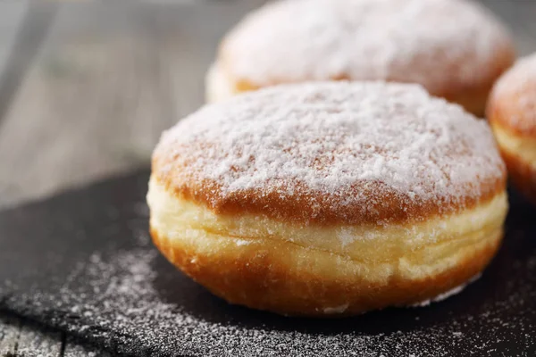 Délicieux Beignets Berliners Luxuriants Avec Sucre Poudre — Photo