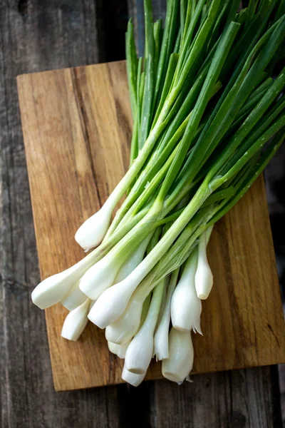 Bunch Green Purified Onions Table — Stock Photo, Image