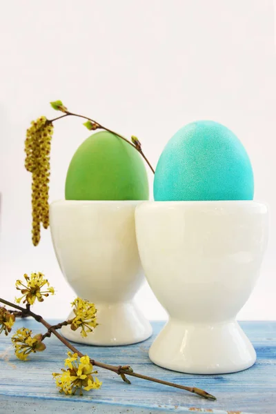 Two Eggs White Ceramic Stand Board — Stock Photo, Image