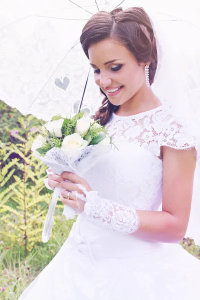 Beautiful Bride Bouquet Roses Umbrella — Stock Photo, Image