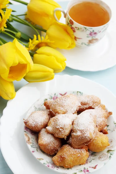 Desayuno Primavera Rosquillas Caseras Con Azúcar Polvo —  Fotos de Stock