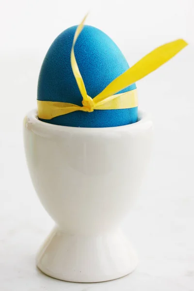 Easter Egg Painted Blue Stand — Stock Photo, Image