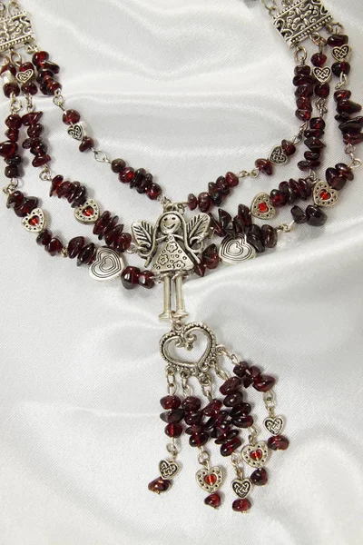 Luxurious Garnet Necklace Beautiful Silver Accents — Stock Photo, Image