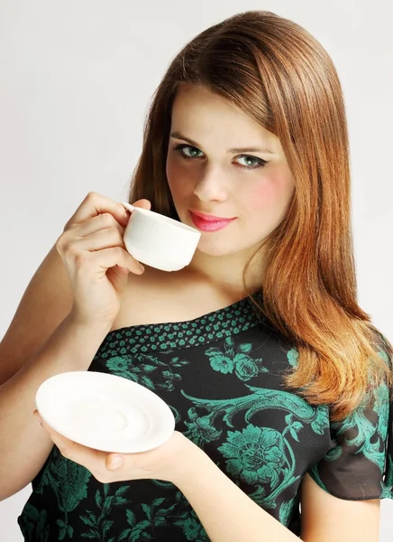 Young Woman Holds Cup Beverage — Stock Photo, Image