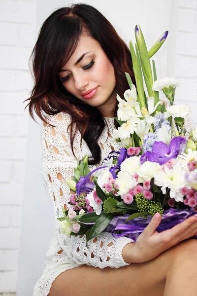 Young Beautiful Woman Sitting Window Sill Flowers — Stock Photo, Image