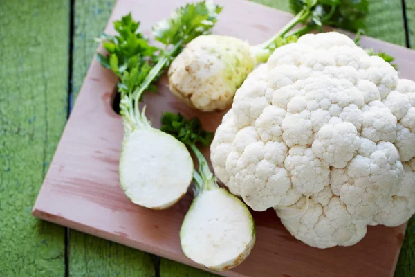 Sedano Cavolfiore Tavola Legno — Foto Stock