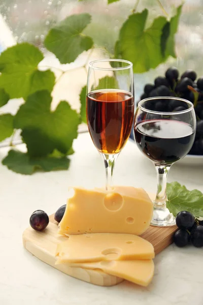 Still Life Wine Glass Cheese Grapes — Stock Photo, Image