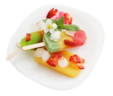 buz ve taze çilek meyve buz