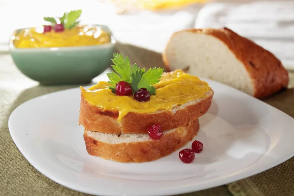 Toast Mit Der Einheimischen Mayonnaise Mit Dem Senf — Stockfoto