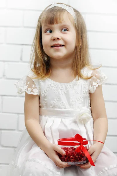 Little Girl Holding Jar Pomegranate Berries — Stock Photo, Image